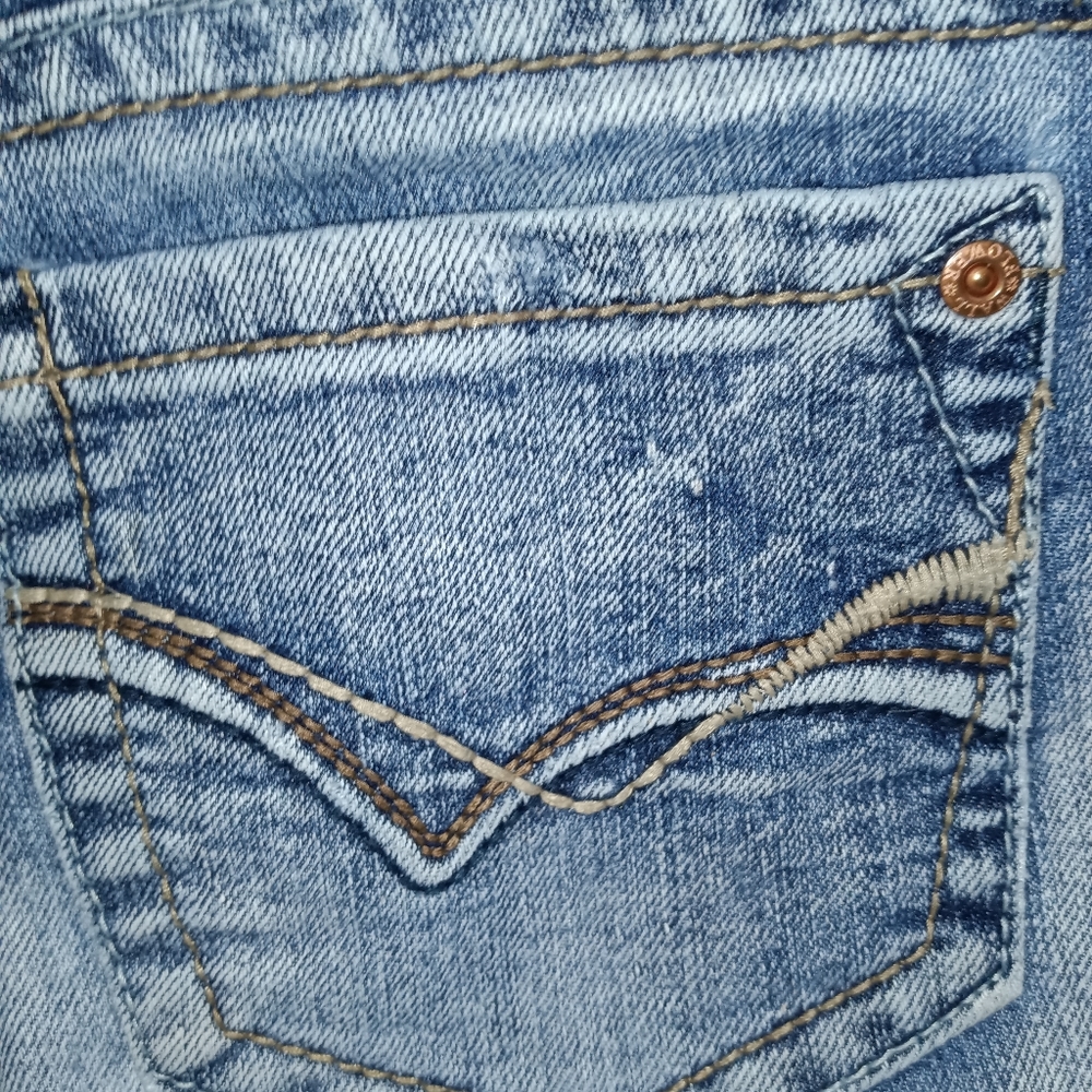 Wall Flower jeans